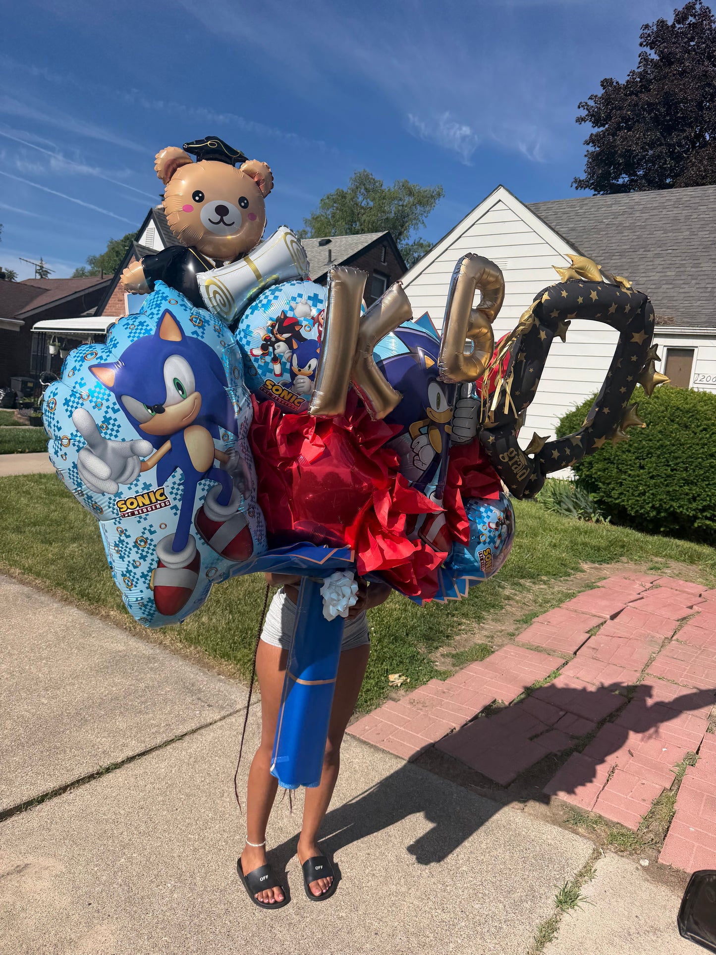 Sonic Grad Balloon Bouquet