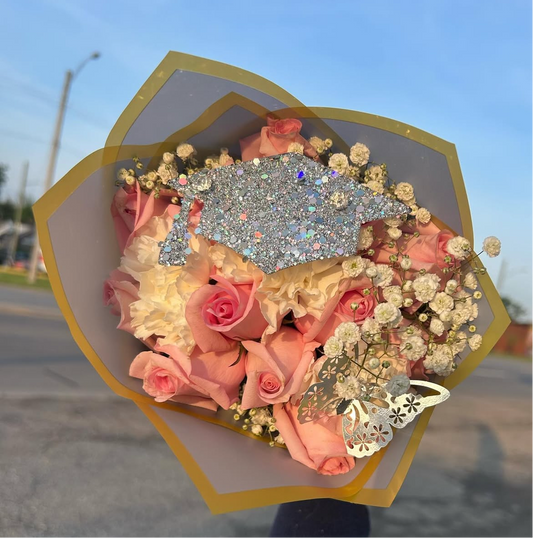 Mini Grad Bouquet