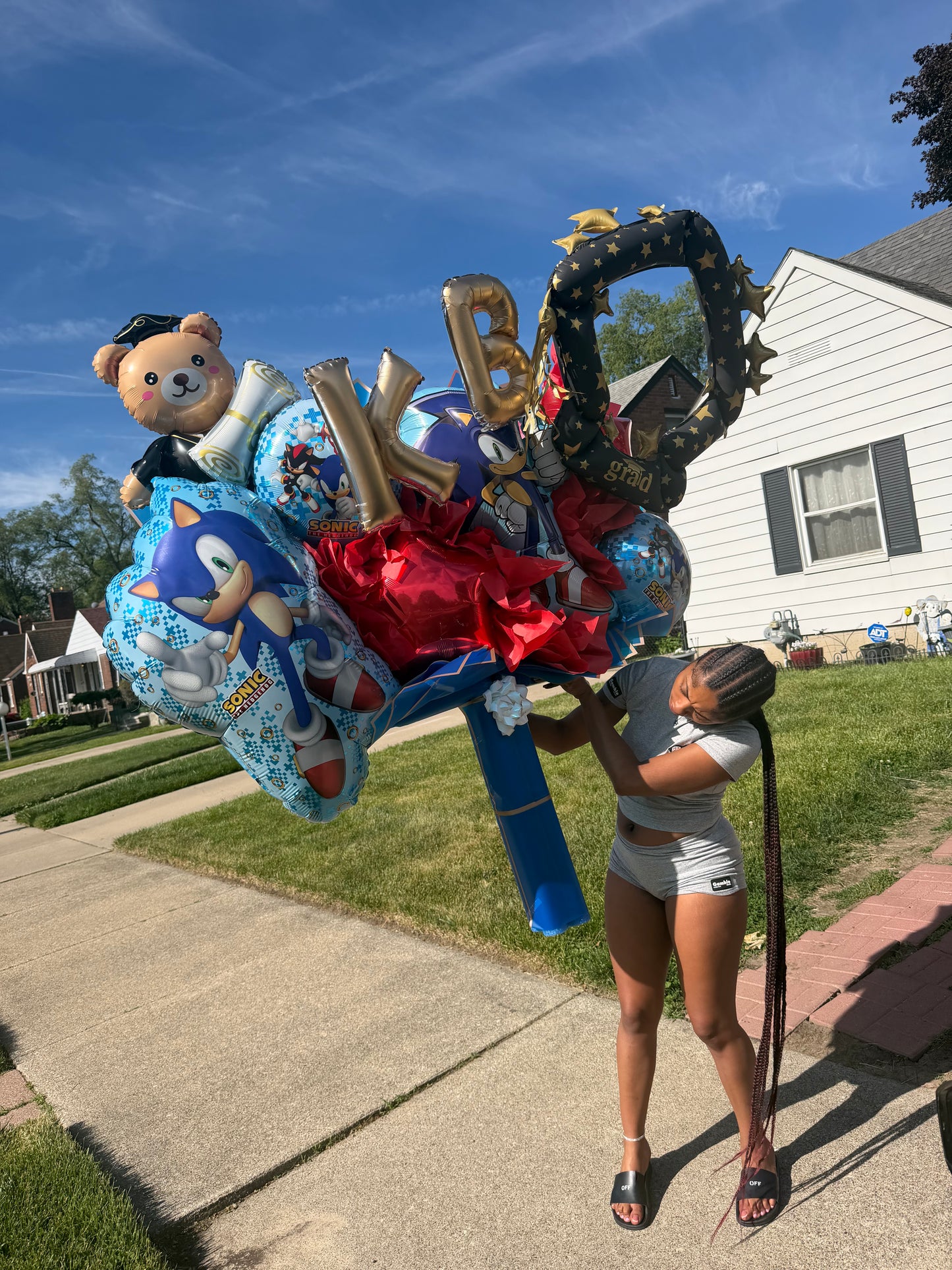 Sonic Grad Balloon Bouquet