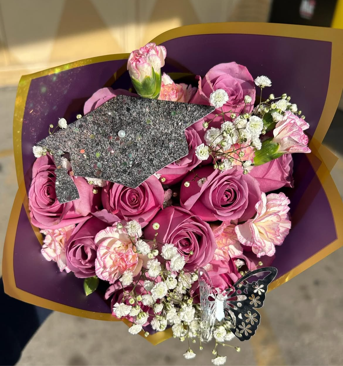 Mini Grad Bouquet